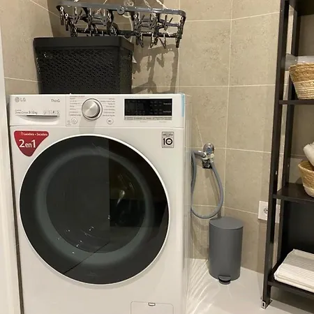 Halo Apartment